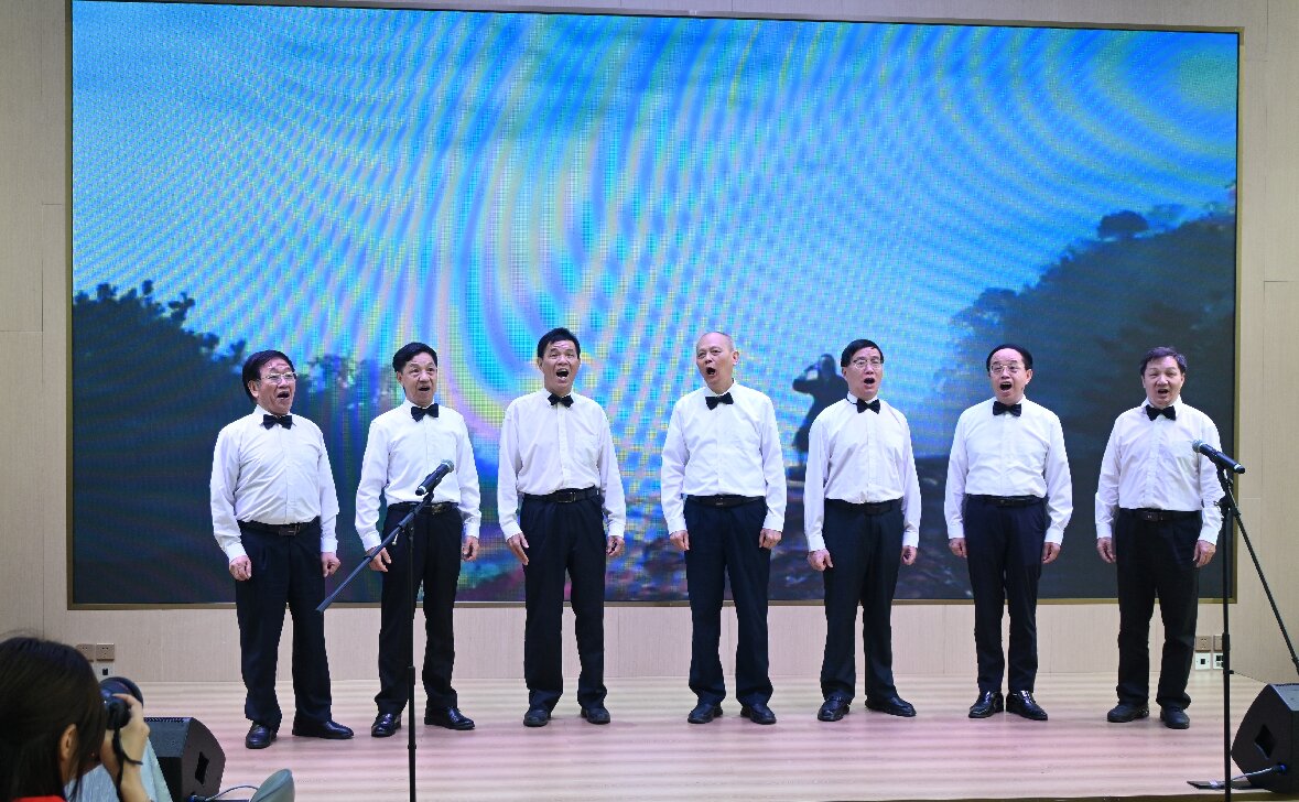 三龍灣游船賦能發(fā)展&ldquo;銀發(fā)經(jīng)濟&rdquo;：全國首個老年&ldquo;水上課堂&rdquo;啟動！