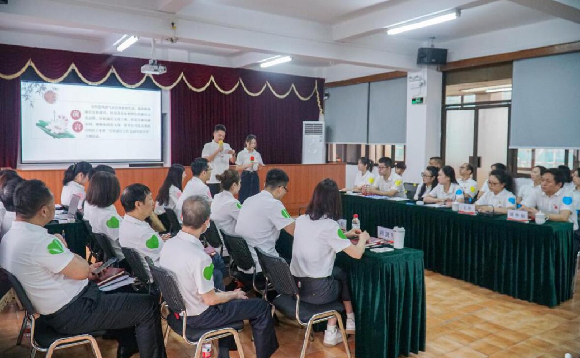 厚植廉潔文化 弘揚尚廉清風——佛陶集團黨支部、教育公司黨支部聯(lián)合開展支部開放日活動